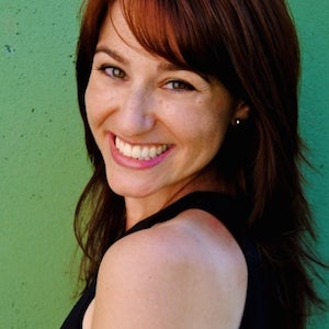 Laura Wayth Headshot